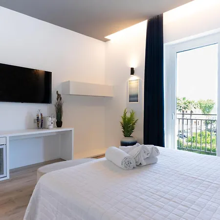 The Mumi - Your Modern Hideaway